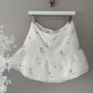 Amanda Uprichards x Revolve Gabbie Skort in Ivory Embroidery, Sz L (NWOT)